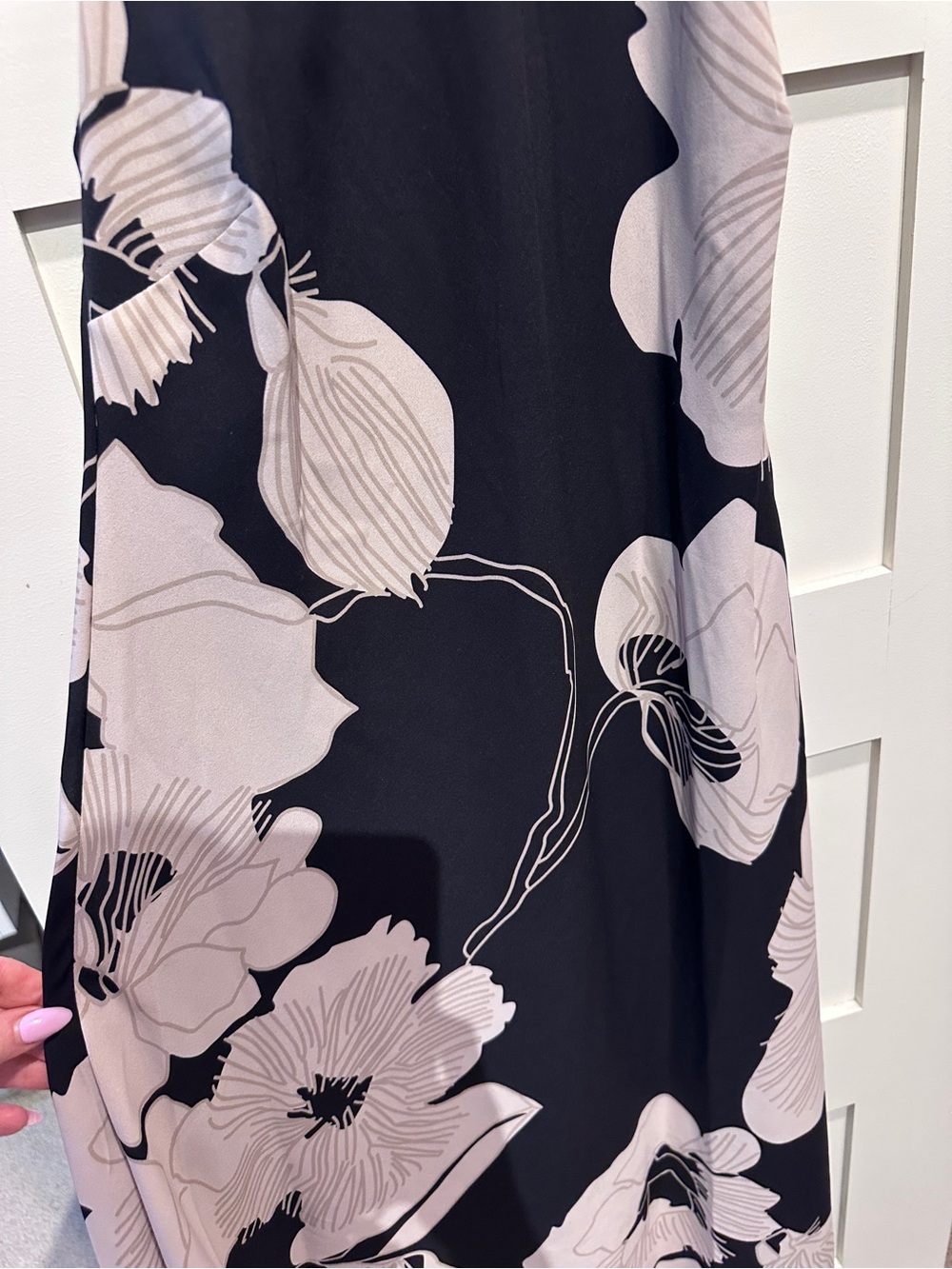 Sam Edelman Black & Cream Floral Halter Maxi Dress Size 0 NWT - Picture 7 of 10